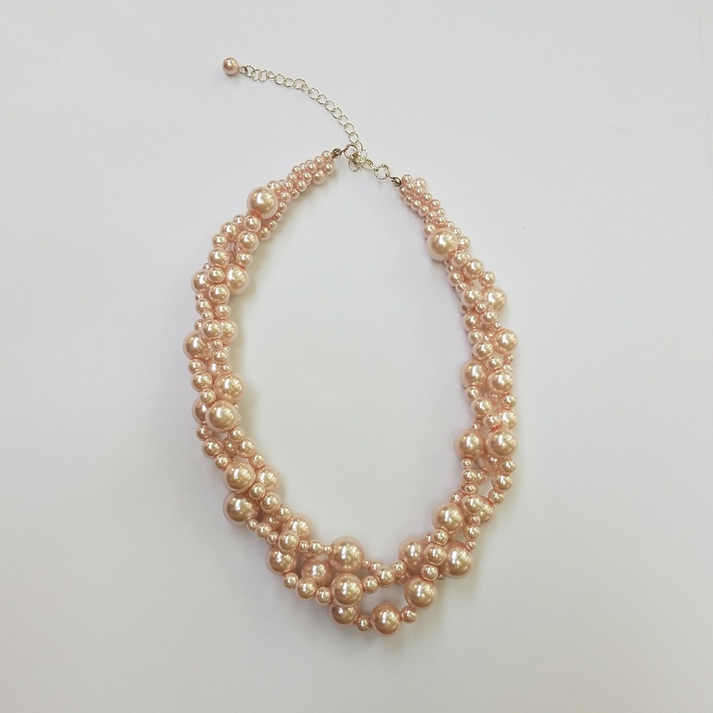 PRICE DROPPED Pink Pearl Necklace